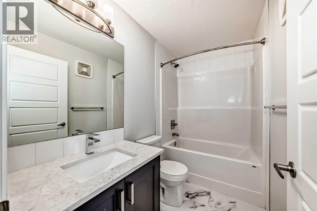 42 CRANBROOK GARDENS SOUTHEAST Image 44