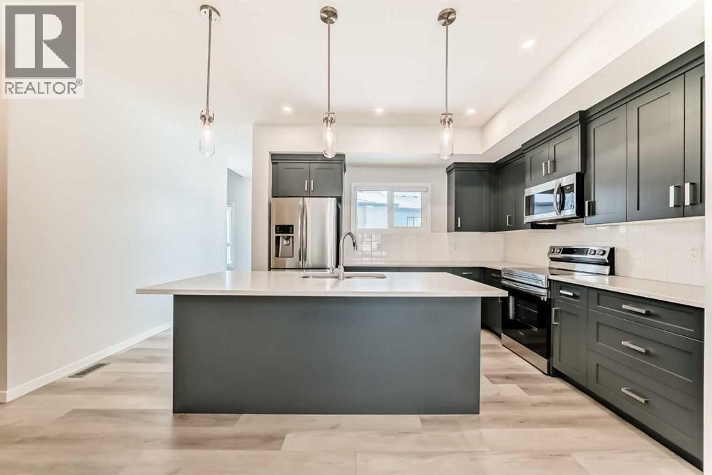 42 CRANBROOK GARDENS SOUTHEAST Image 8