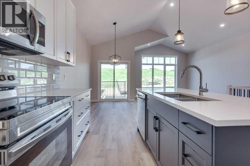 117 GRAY CLOSE Image 19