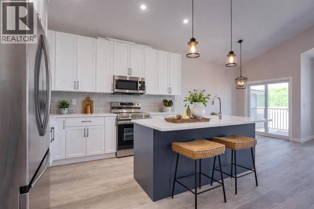 117 GRAY CLOSE Image 2