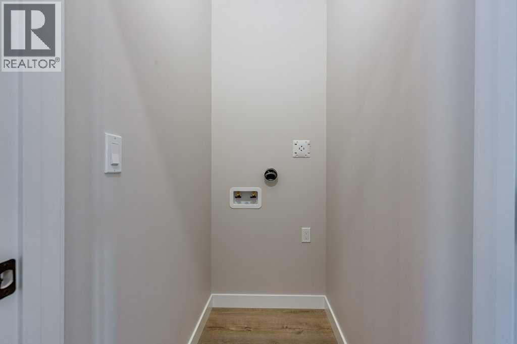 117 GRAY CLOSE Image 23