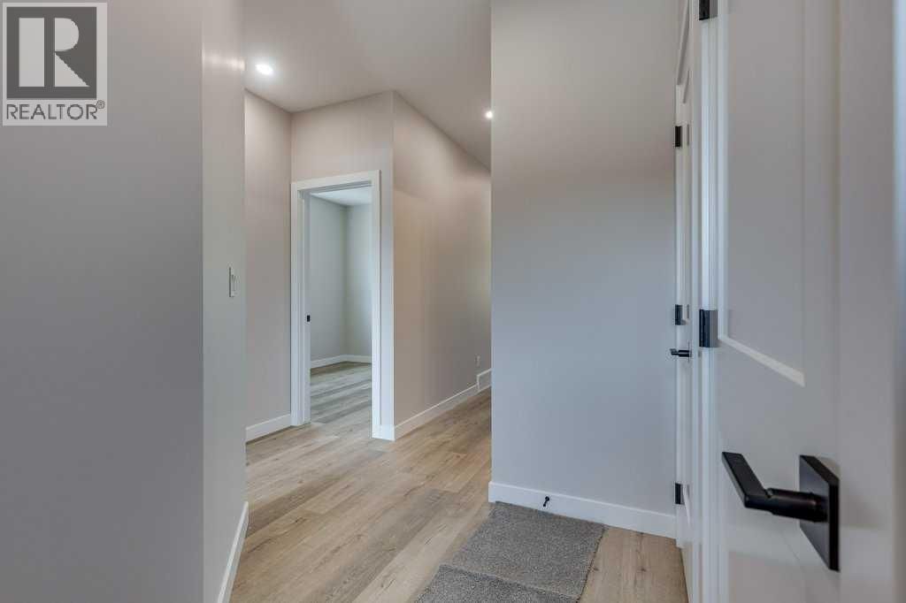 117 GRAY CLOSE Image 7