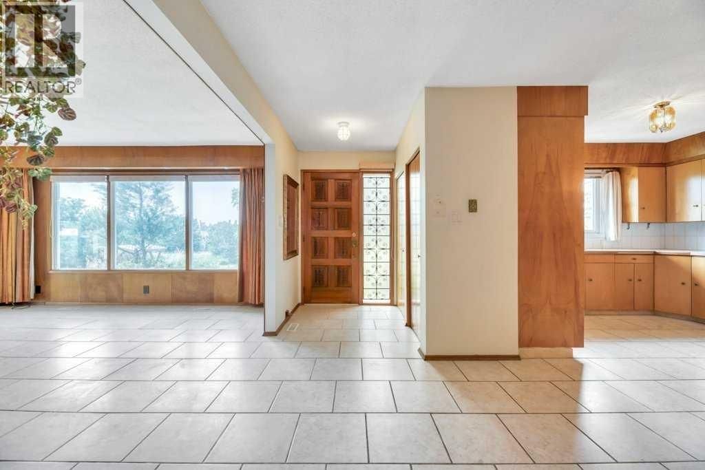 121 COUSIN STREET Image 14