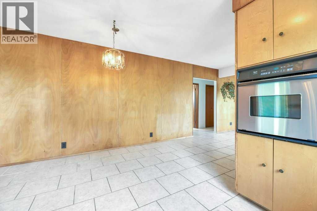 121 COUSIN STREET Image 18