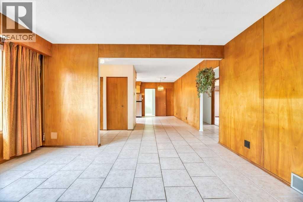 121 COUSIN STREET Image 21