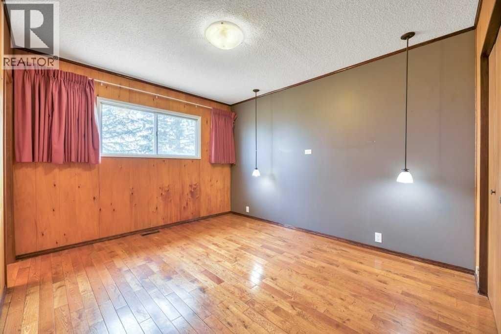 121 COUSIN STREET Image 26