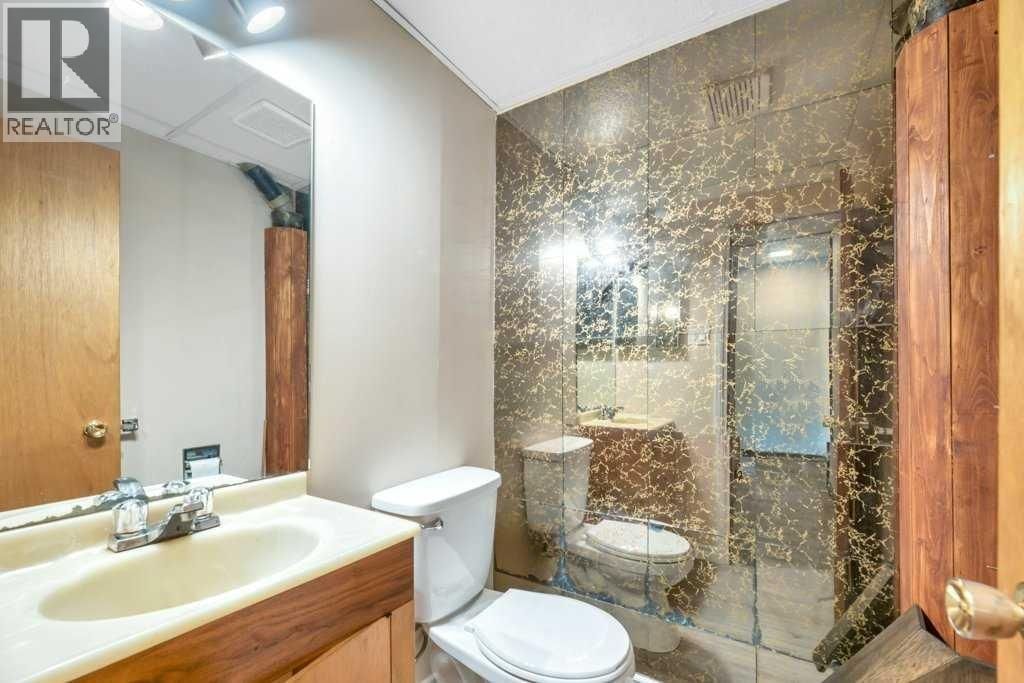 121 COUSIN STREET Image 38