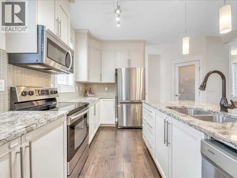 201 RAINBOW FALLS GLEN Image 28