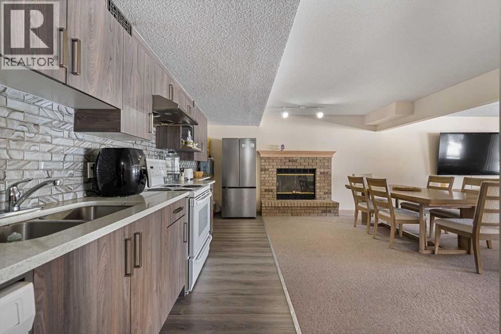 251 HAMPSHIRE PLACE NORTHWEST Image 27