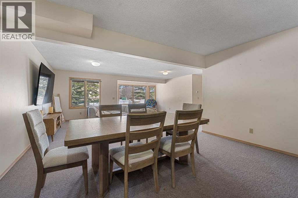 251 HAMPSHIRE PLACE NORTHWEST Image 28