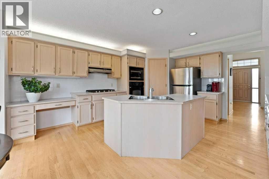 251 HAMPSHIRE PLACE NORTHWEST Image 8