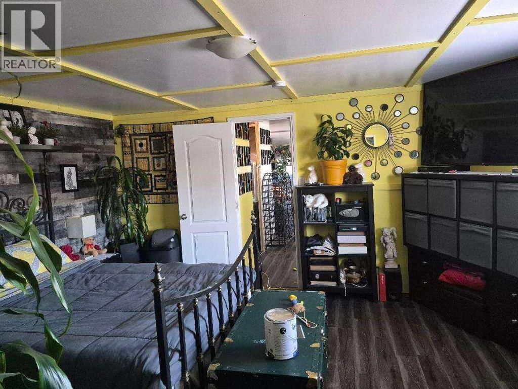 5103 61 AVENUE Image 11