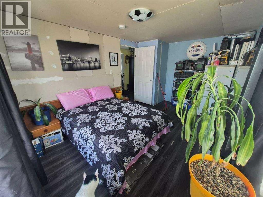 5103 61 AVENUE Image 16