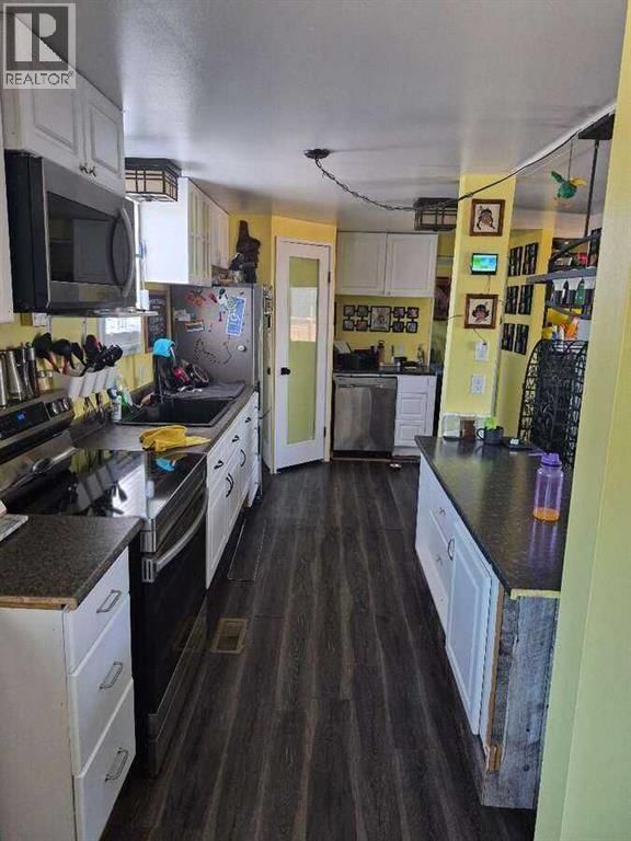 5103 61 AVENUE Image 6