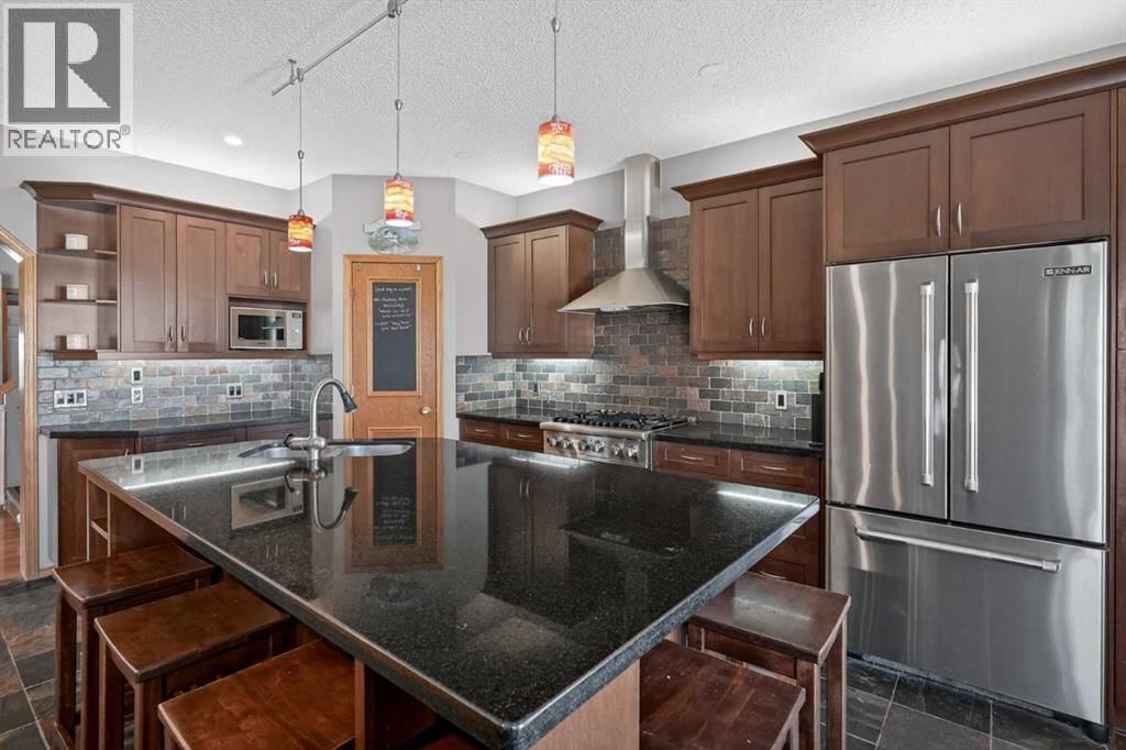 81 RIVERWOOD CRESCENT SOUTHEAST Image 12