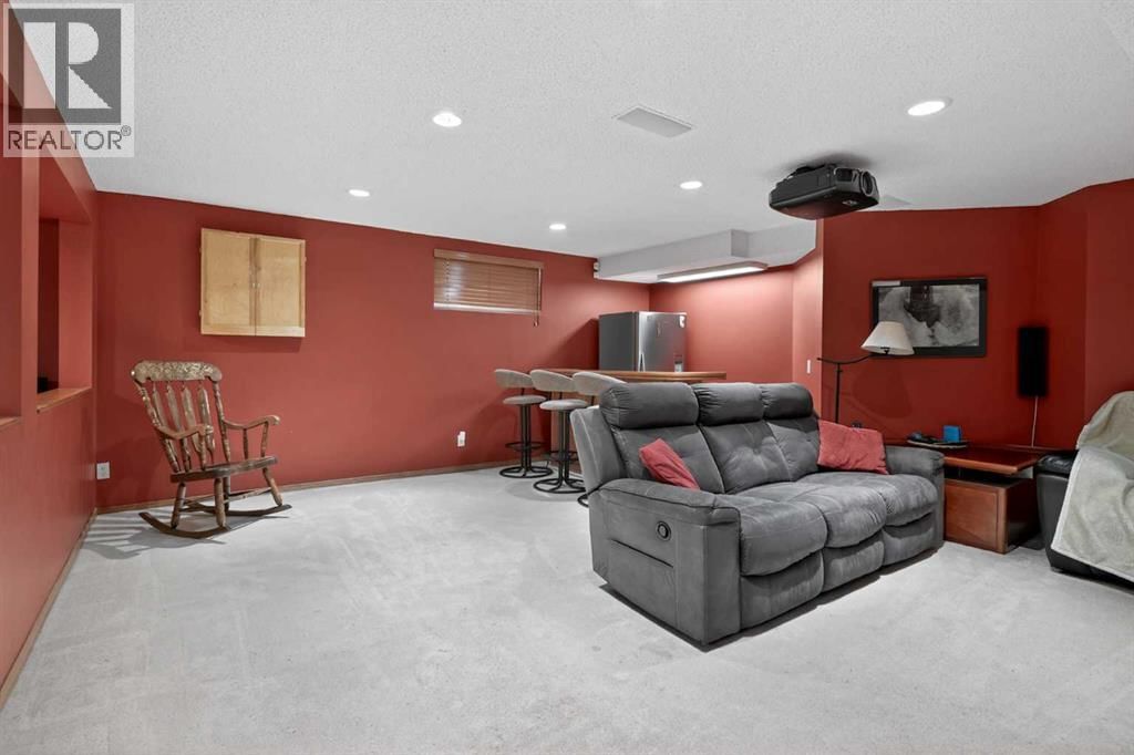 81 RIVERWOOD CRESCENT SOUTHEAST Image 29