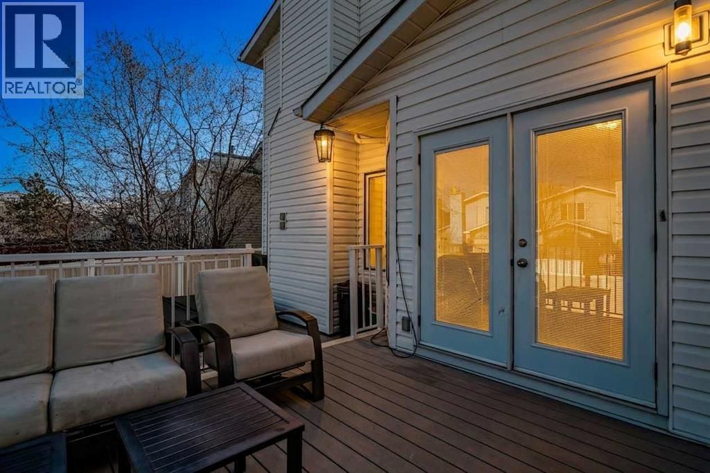 81 RIVERWOOD CRESCENT SOUTHEAST Image 3