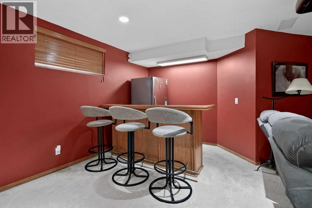 81 RIVERWOOD CRESCENT SOUTHEAST Image 30