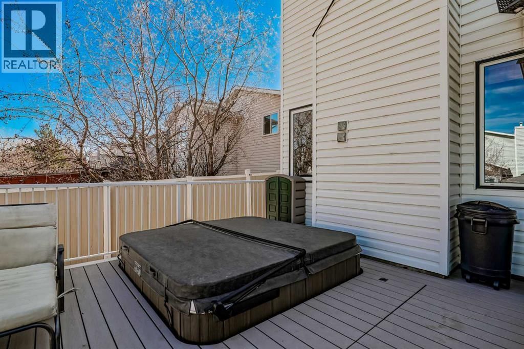 81 RIVERWOOD CRESCENT SOUTHEAST Image 38