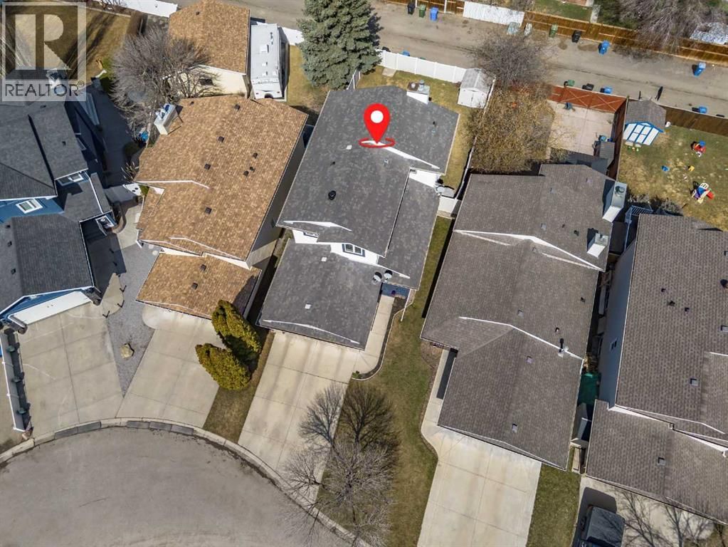 81 RIVERWOOD CRESCENT SOUTHEAST Image 44