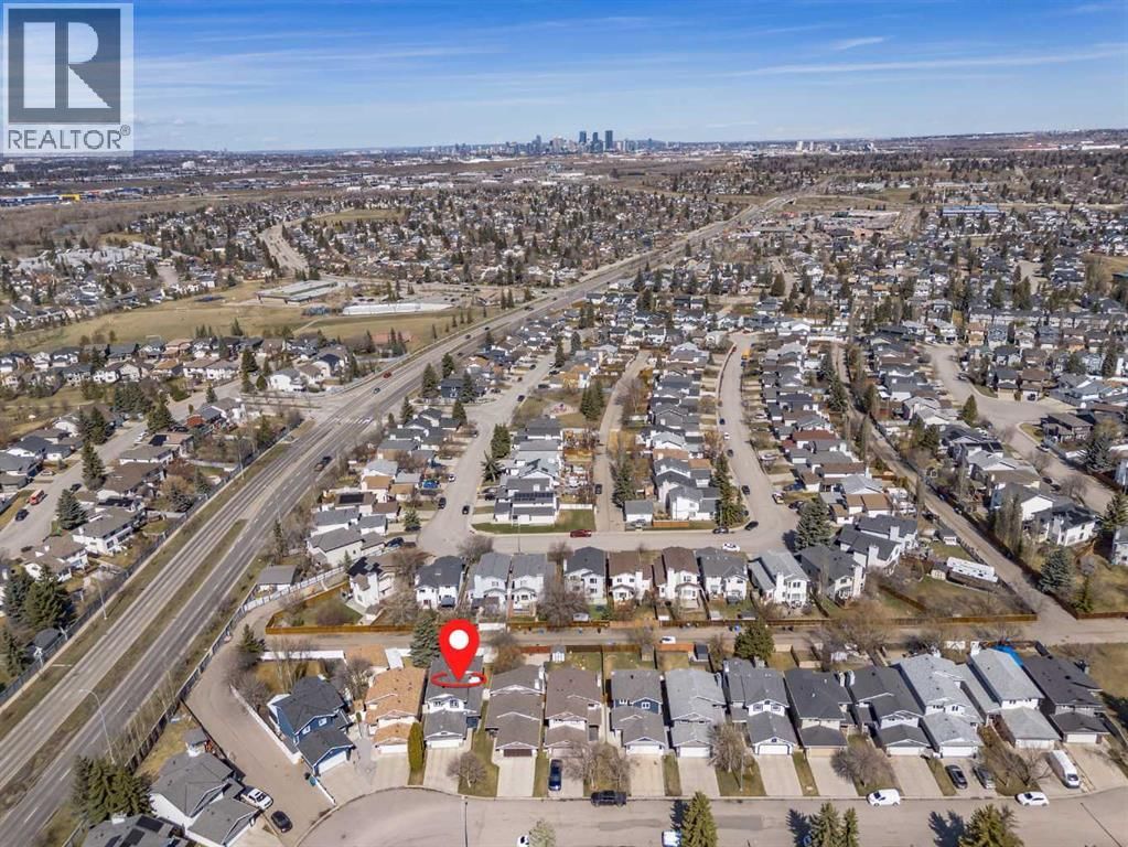 81 RIVERWOOD CRESCENT SOUTHEAST Image 49