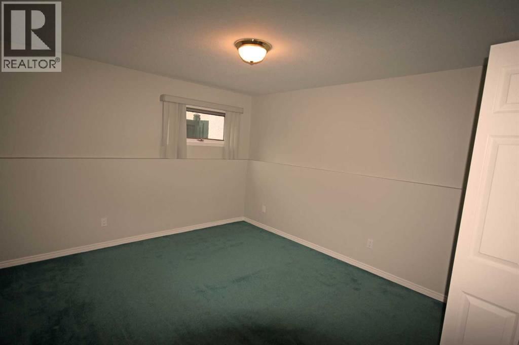 25 WILLOW SPRINGS CRESCENT Image 22