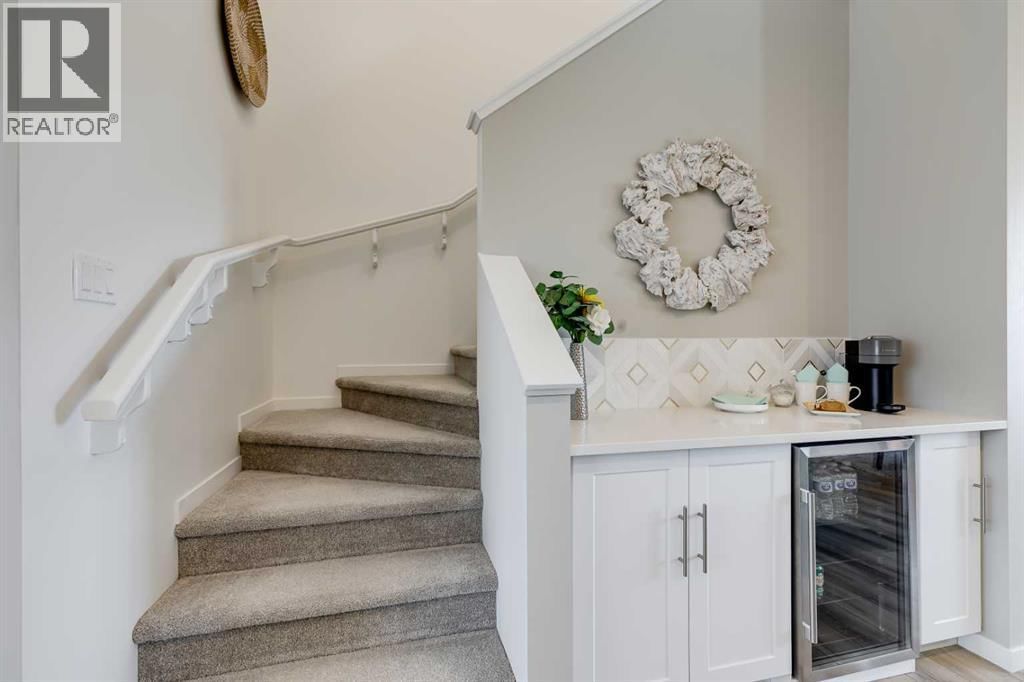 129 KNIGHT AVENUE Image 8