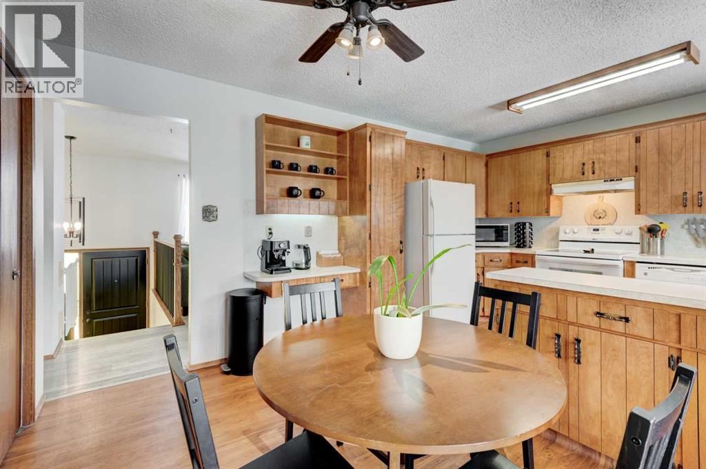 1204 RANCHLANDS BOULEVARD NORTHWEST Image 11