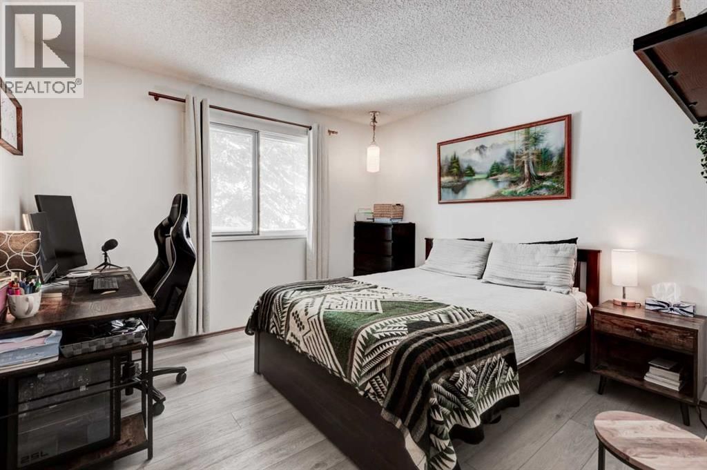 1204 RANCHLANDS BOULEVARD NORTHWEST Image 12