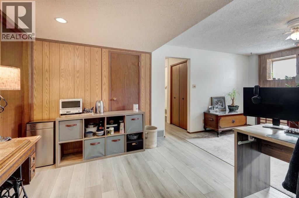 1204 RANCHLANDS BOULEVARD NORTHWEST Image 19