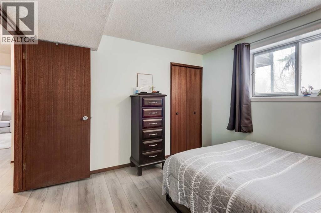 1204 RANCHLANDS BOULEVARD NORTHWEST Image 23