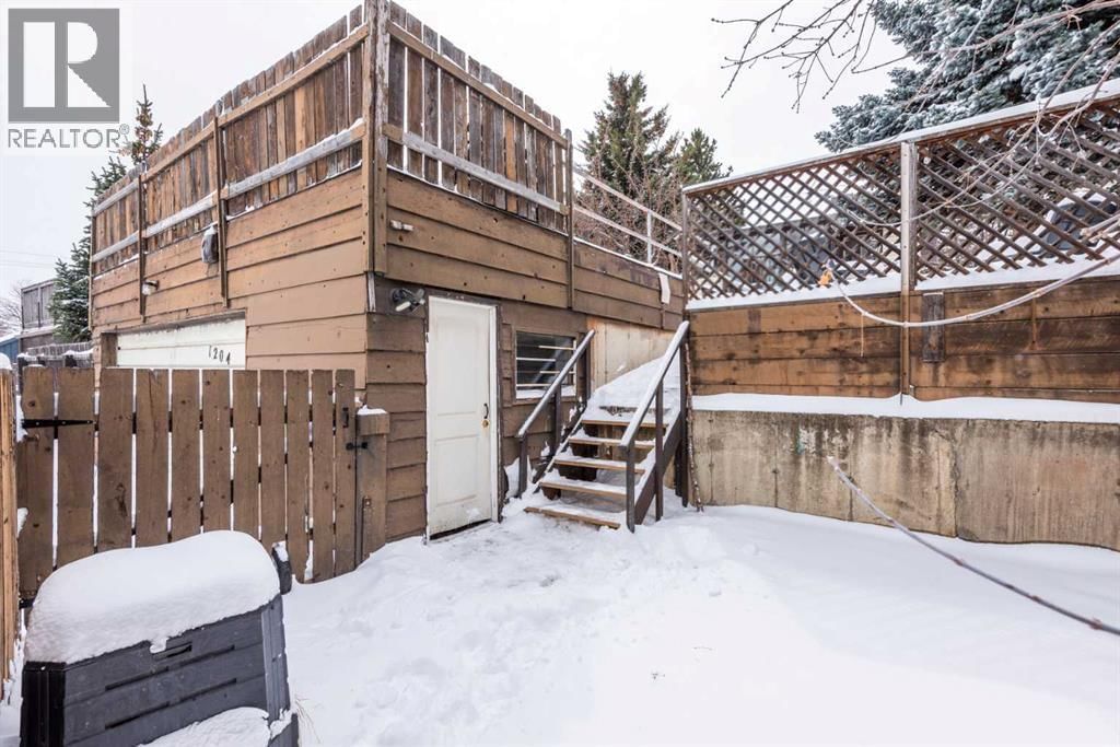 1204 RANCHLANDS BOULEVARD NORTHWEST Image 32