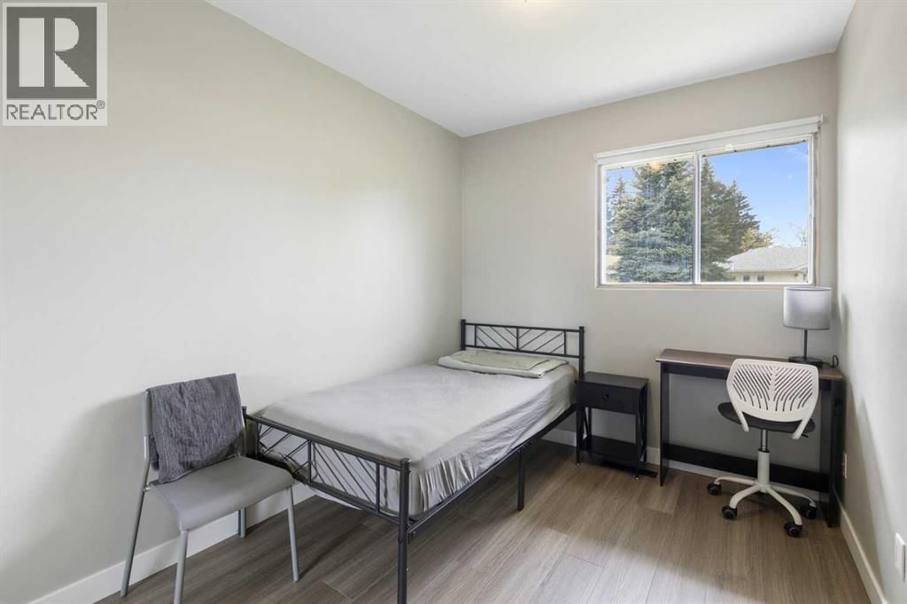 173 GORDON DRIVE SOUTHWEST Image 16