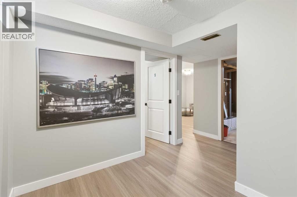 173 GORDON DRIVE SOUTHWEST Image 20