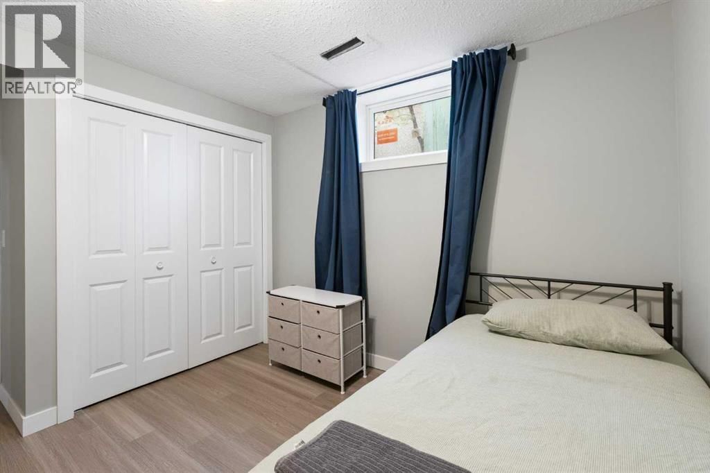 173 GORDON DRIVE SOUTHWEST Image 23