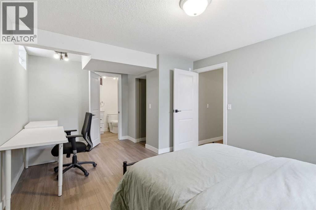 173 GORDON DRIVE SOUTHWEST Image 26