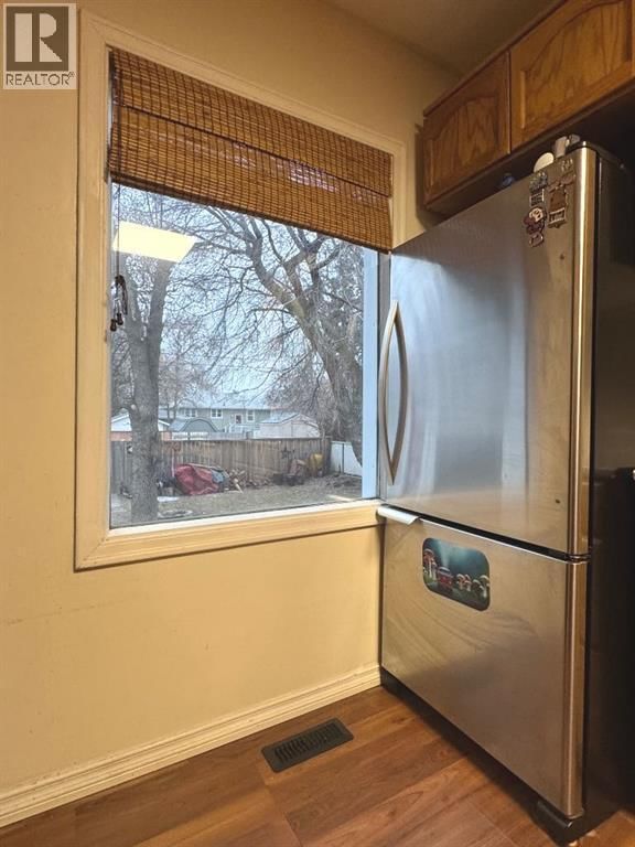 5319 47 AVENUE Image 10