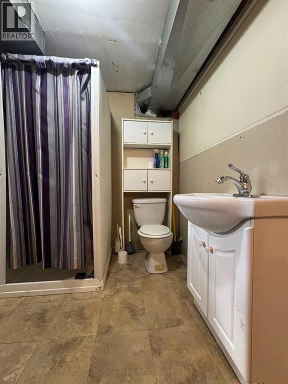 5319 47 AVENUE Image 22