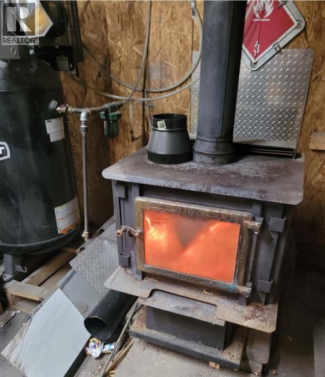 5319 47 AVENUE Image 34