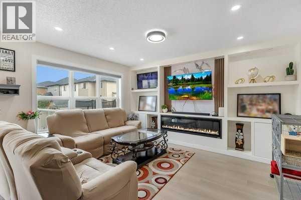 16 SADDLETREE CLOSE NORTHEAST Image 15