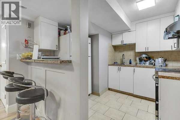 16 SADDLETREE CLOSE NORTHEAST Image 42