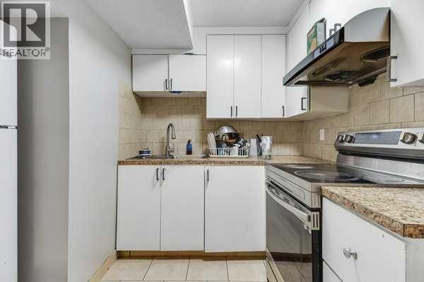 16 SADDLETREE CLOSE NORTHEAST Image 43