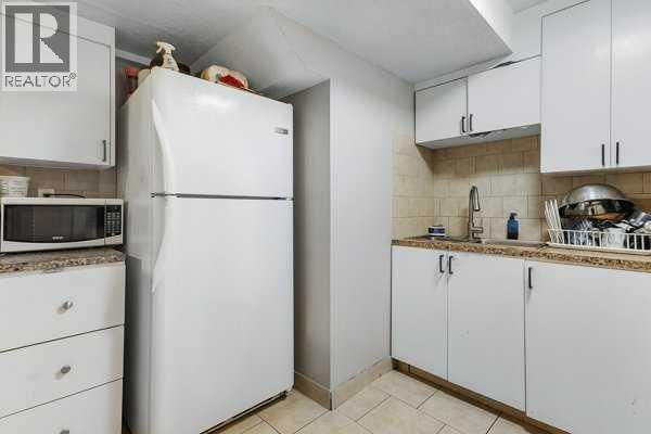 16 SADDLETREE CLOSE NORTHEAST Image 44