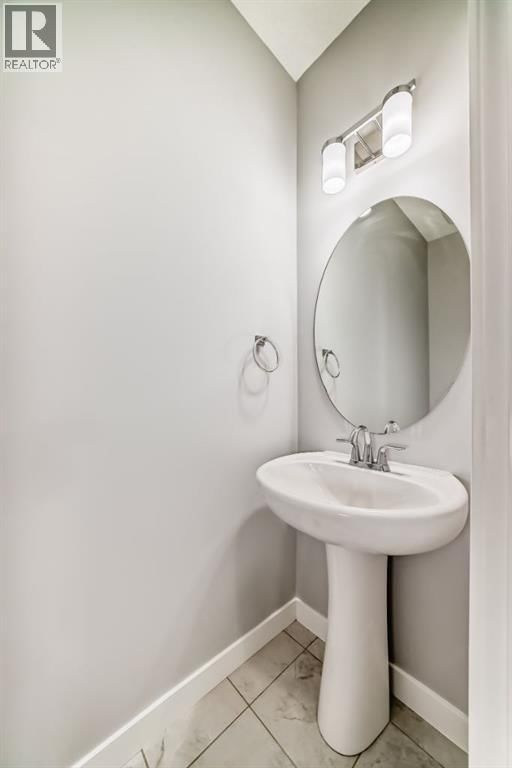 56 NOLANHURST CRESCENT NORTHWEST Image 5