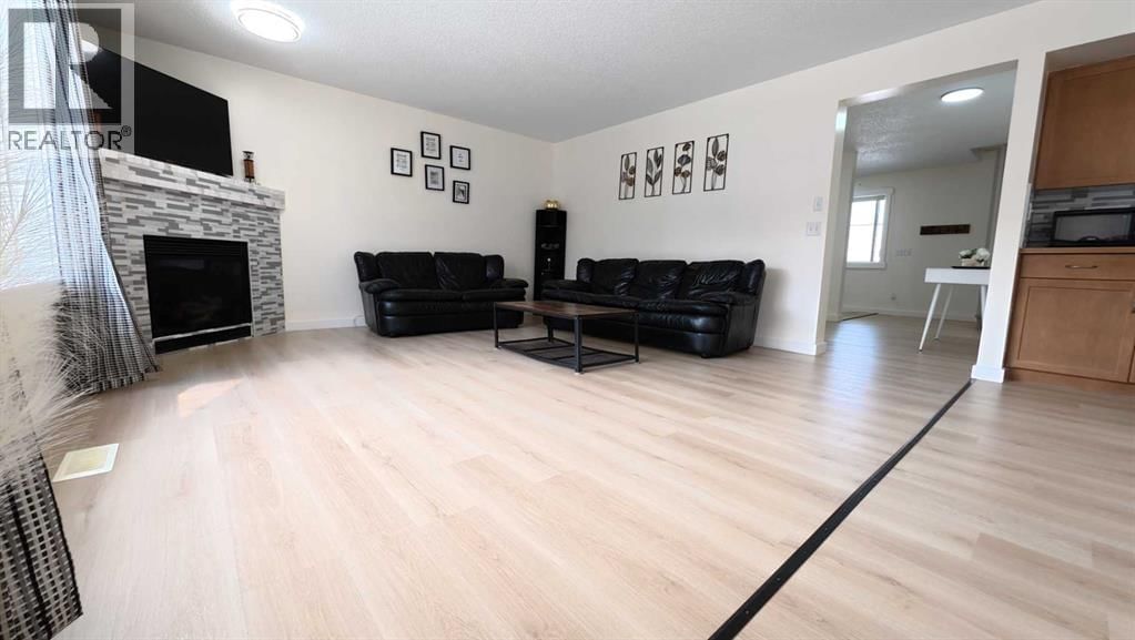 217 COOPERS GROVE SW Image 10