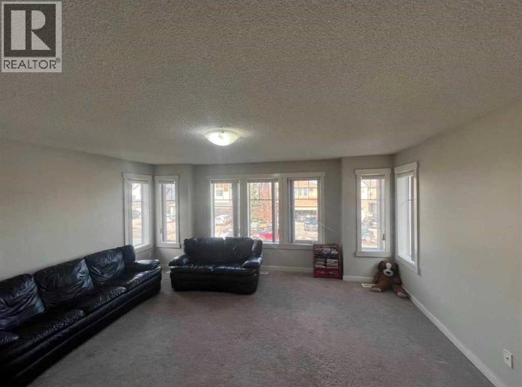 217 COOPERS GROVE SW Image 27