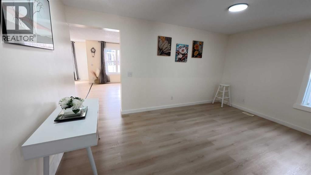 217 COOPERS GROVE SW Image 7