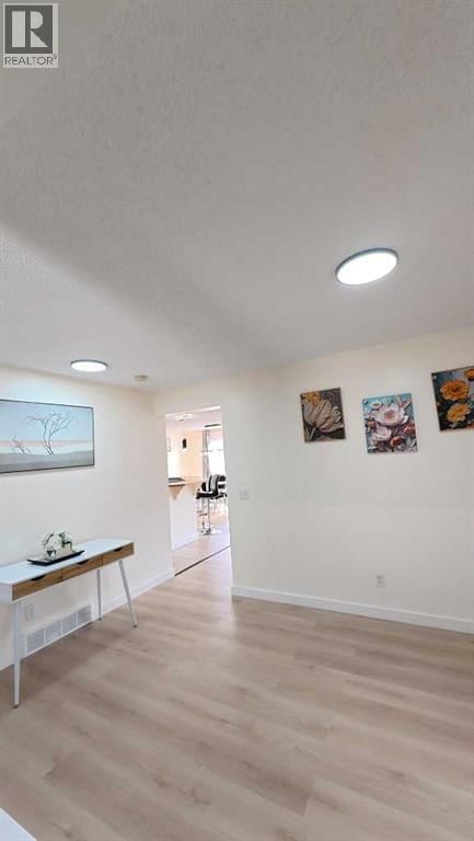 217 COOPERS GROVE SW Image 9