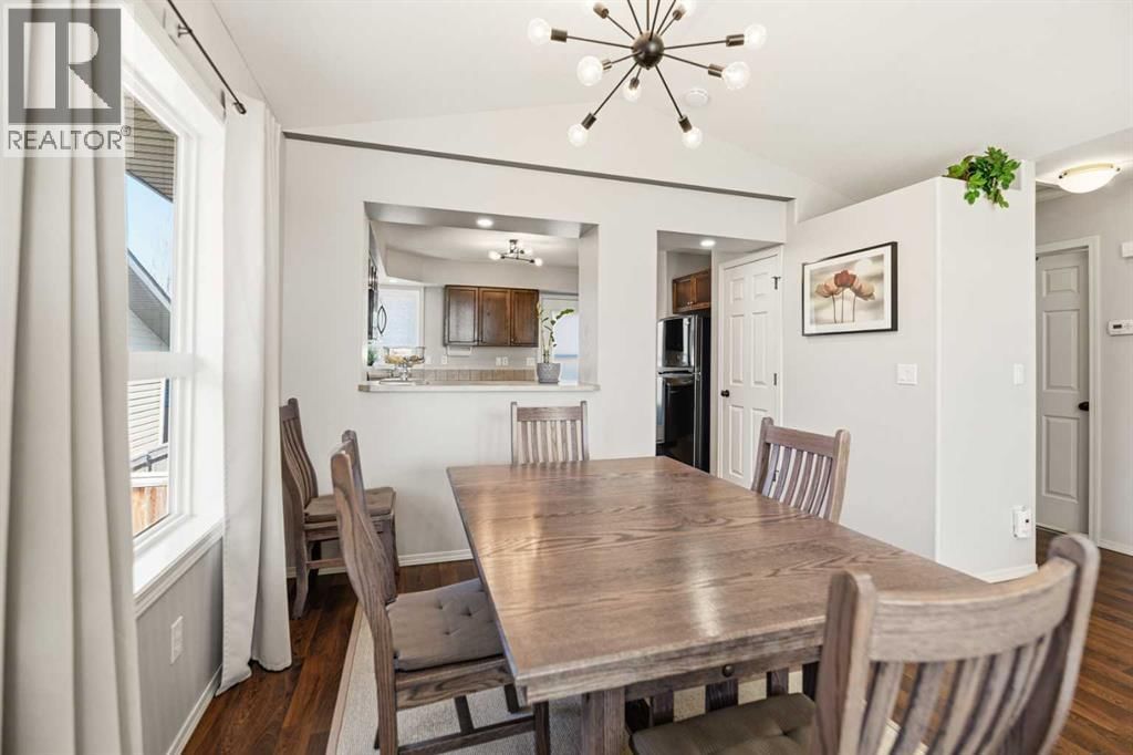 60 GARDEN ROAD Image 12