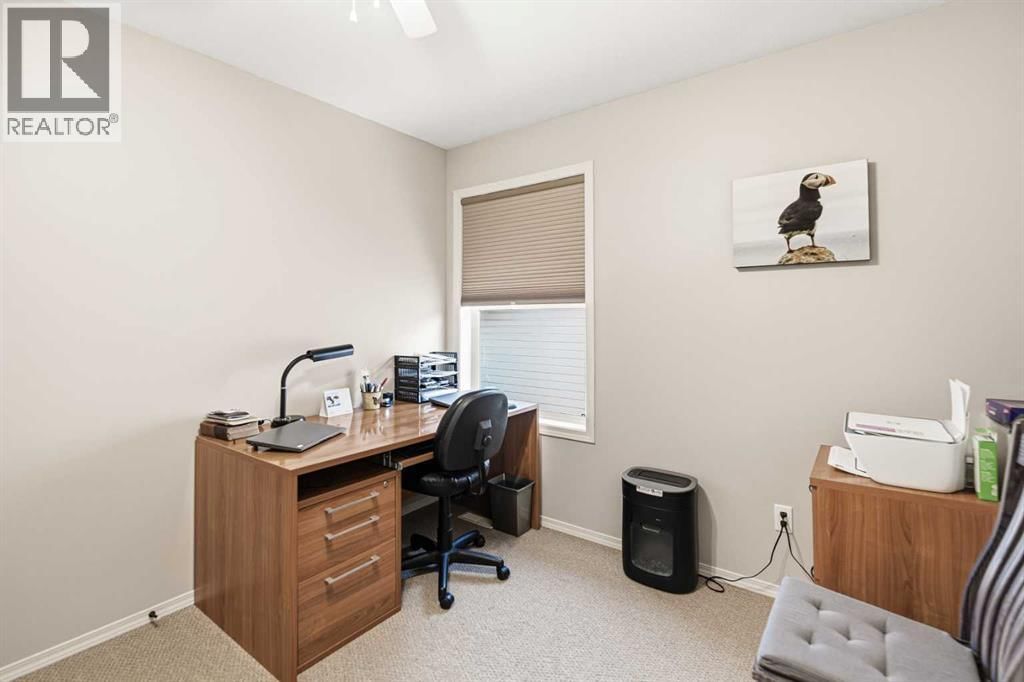 60 GARDEN ROAD Image 16